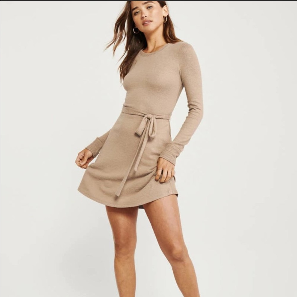 Abercrombie & Fitch Tan Long Sleeve Dress